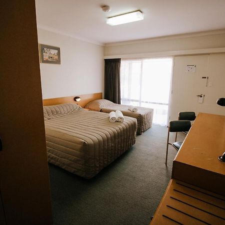 Kalgoorlie Overland Motel Exterior photo