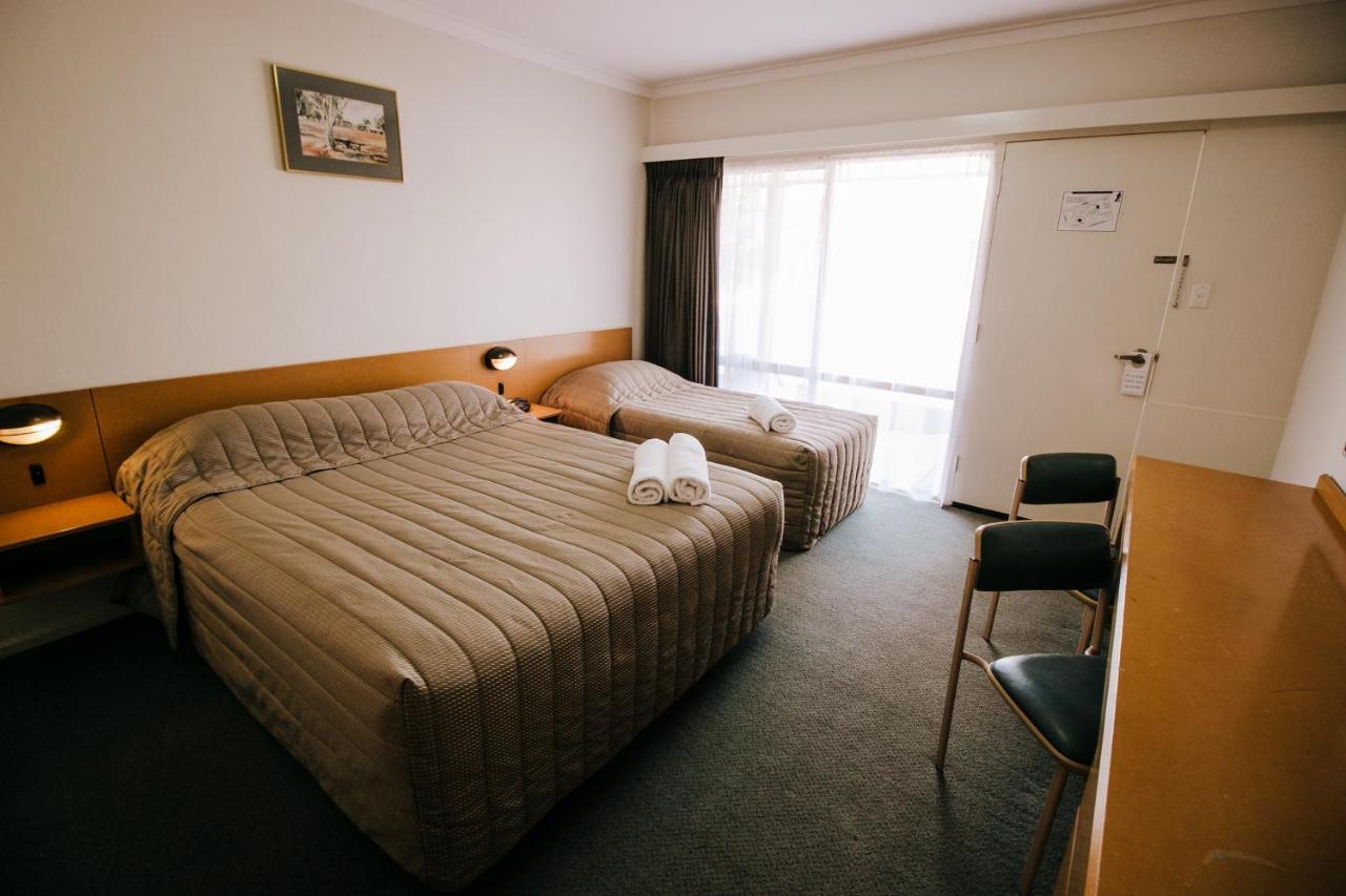 Kalgoorlie Overland Motel Exterior photo