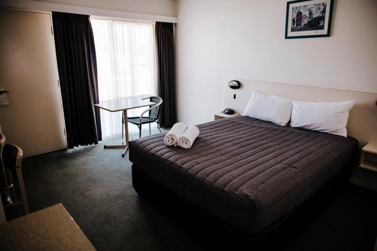 Kalgoorlie Overland Motel Exterior photo