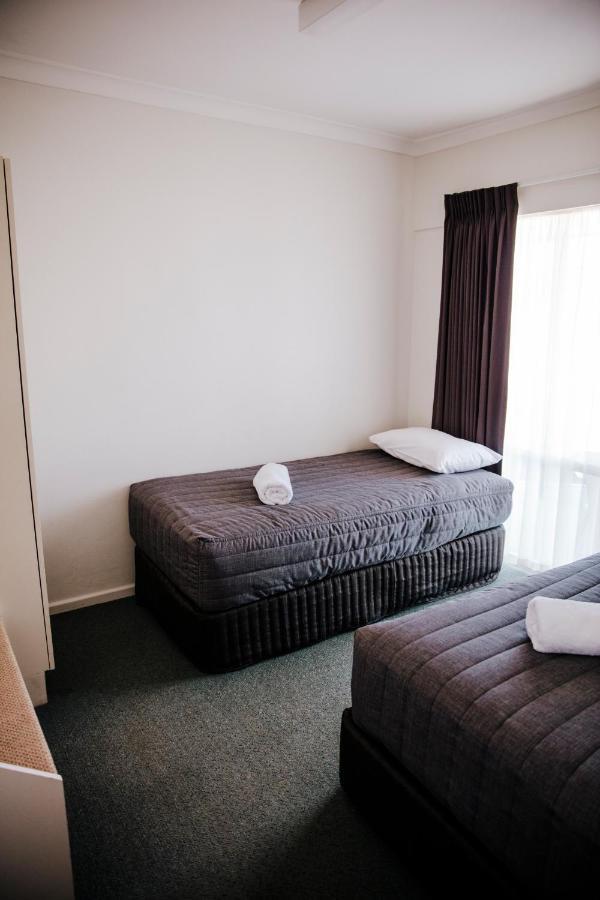 Kalgoorlie Overland Motel Exterior photo